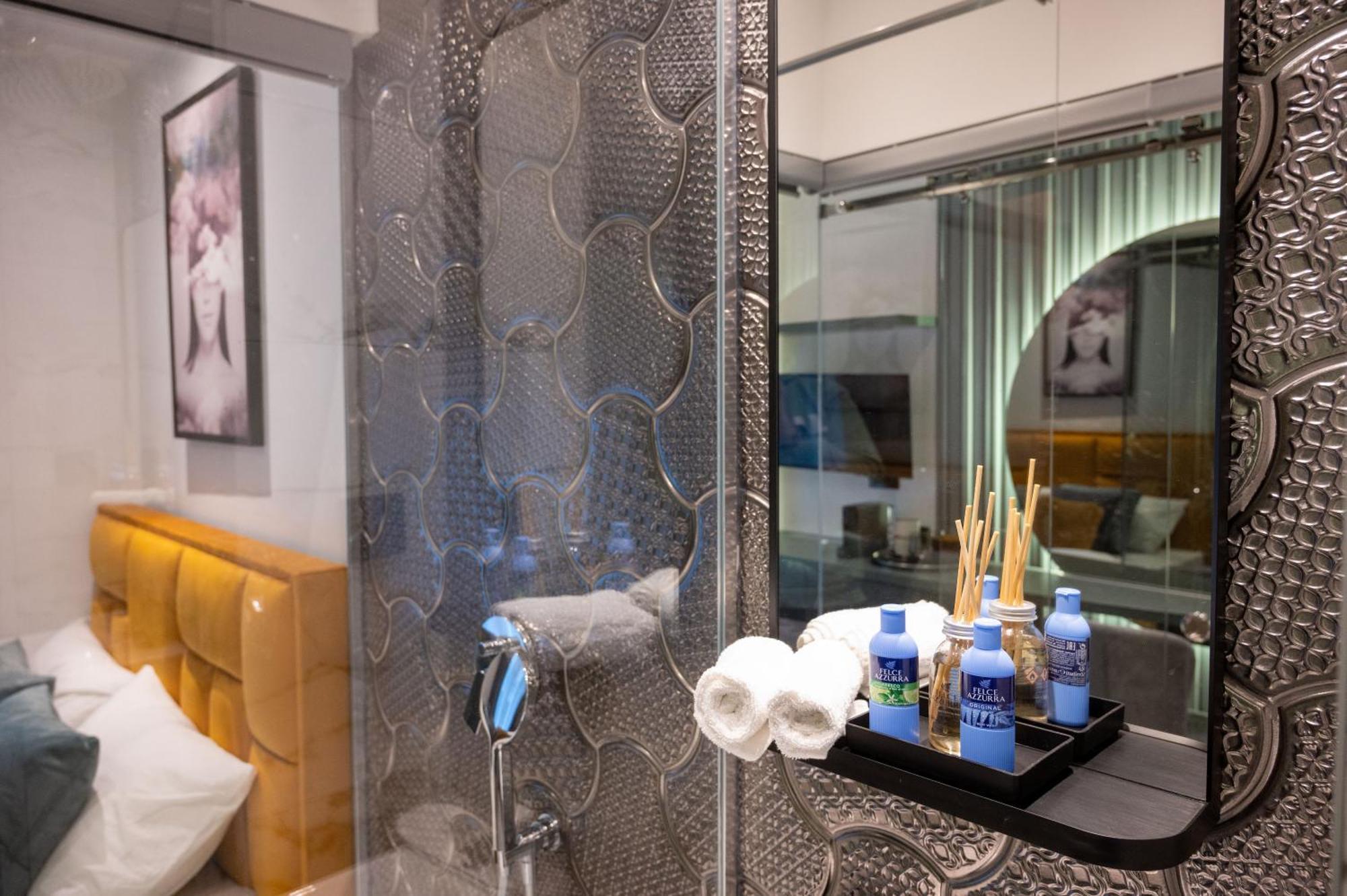 Natali Luxury Suites 베오그라드 객실 사진
